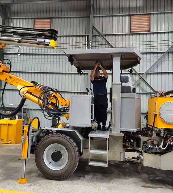 lubricated screw compressor